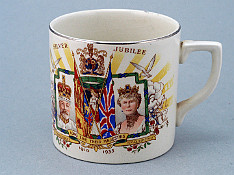 Inglaterra_King_George_V_and_Queen_Mary_(Silver_Jubilee_1935)_(ID008023)