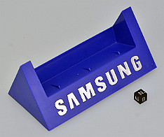 Samsung_camera_stand_(Blue)_(ID023641)